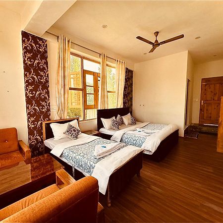 Hotel Gulmarg Residency, Kunzer Gulmarg Esterno foto