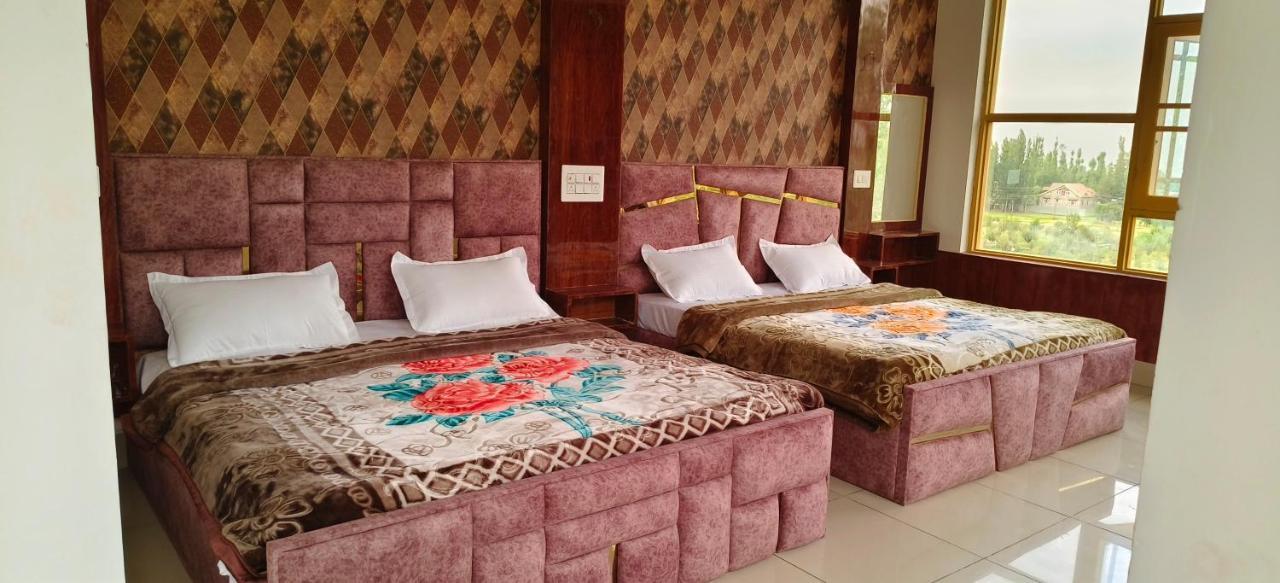 Hotel Gulmarg Residency, Kunzer Gulmarg Esterno foto