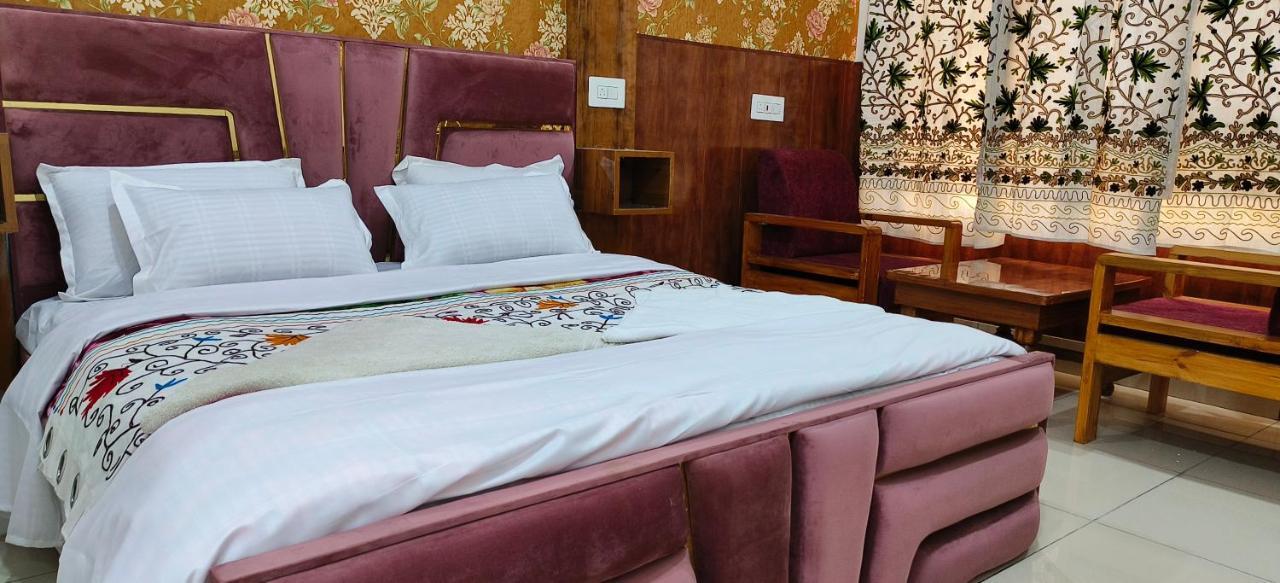 Hotel Gulmarg Residency, Kunzer Gulmarg Esterno foto