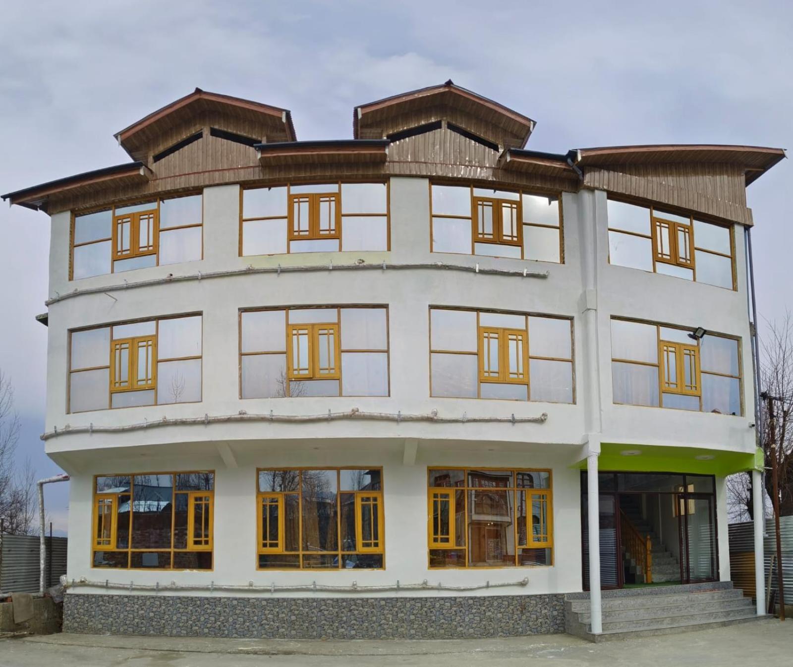 Hotel Gulmarg Residency, Kunzer Gulmarg Esterno foto