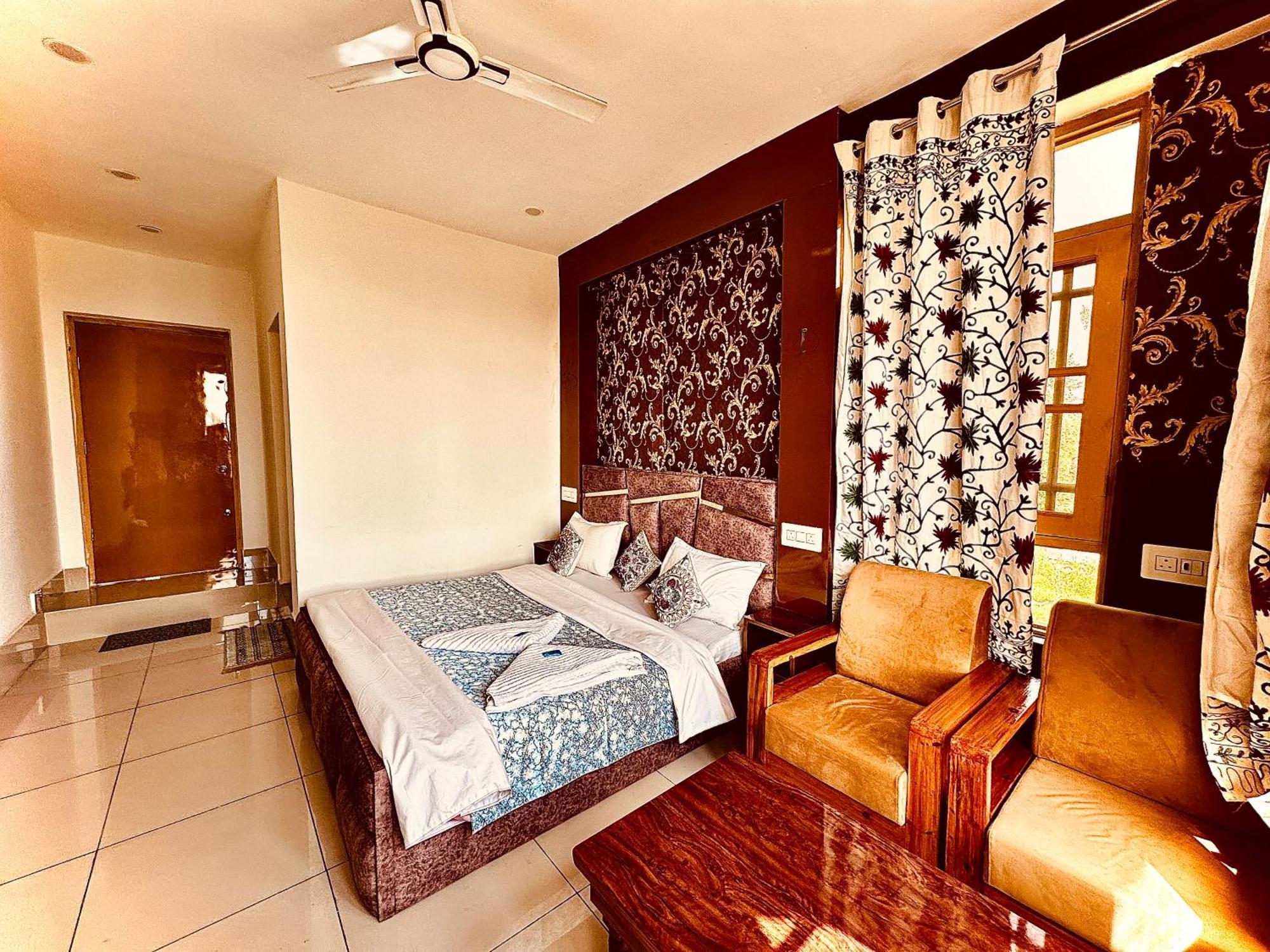 Hotel Gulmarg Residency, Kunzer Gulmarg Esterno foto