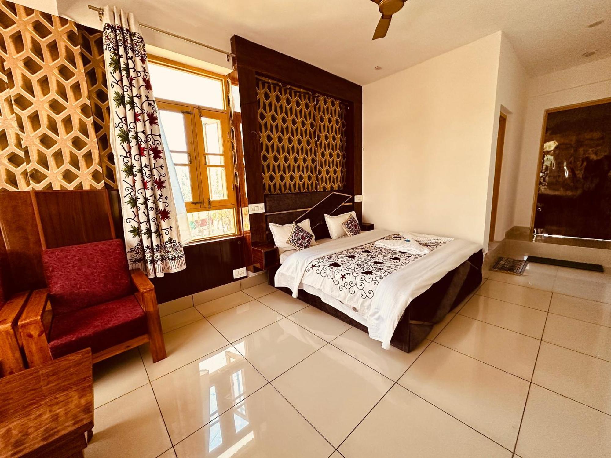Hotel Gulmarg Residency, Kunzer Gulmarg Esterno foto