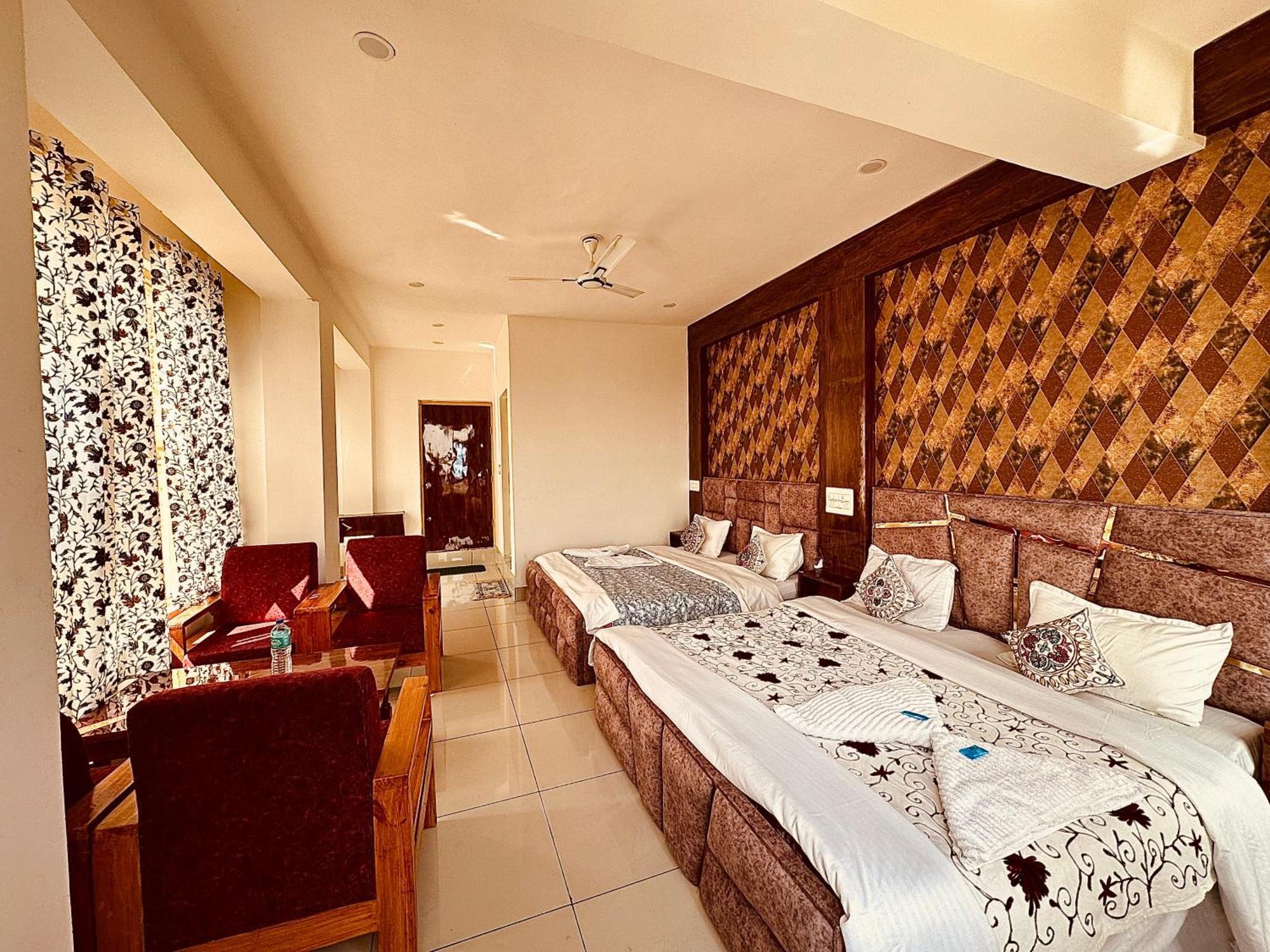 Hotel Gulmarg Residency, Kunzer Gulmarg Esterno foto